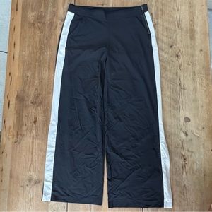 Athleta Luxe Gramercy Black & Ivory Striped Snap Leg Track Pants Womens Size 12